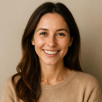 María R.